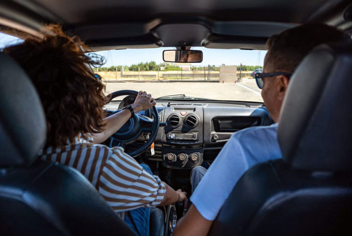 Adesivo Disco Guida Accompagnata - Foglio Adesivo Con Taglio Frastagliato Per Auto, Perfetto Per Neopatentati